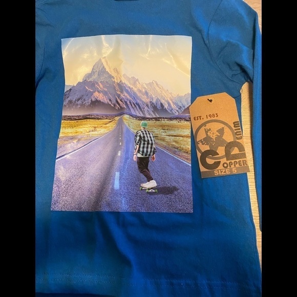 BOYS long sleeve shirt in size 5 - Picture 1 of 3